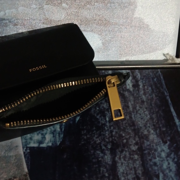 Fossil - Picture 4 of 4